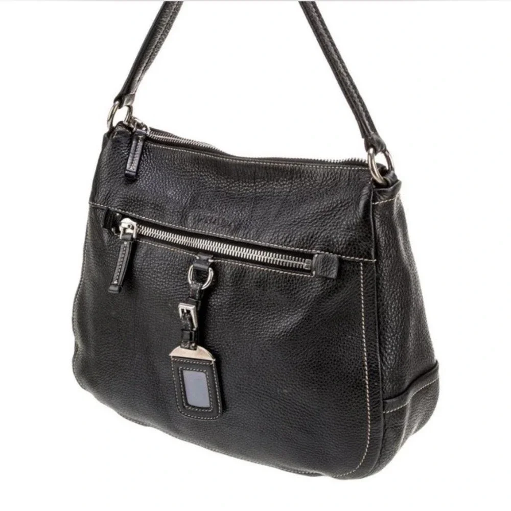 Authentic Prada Vitello Daino LeatherShoulder Bag - Picture 2 of 8